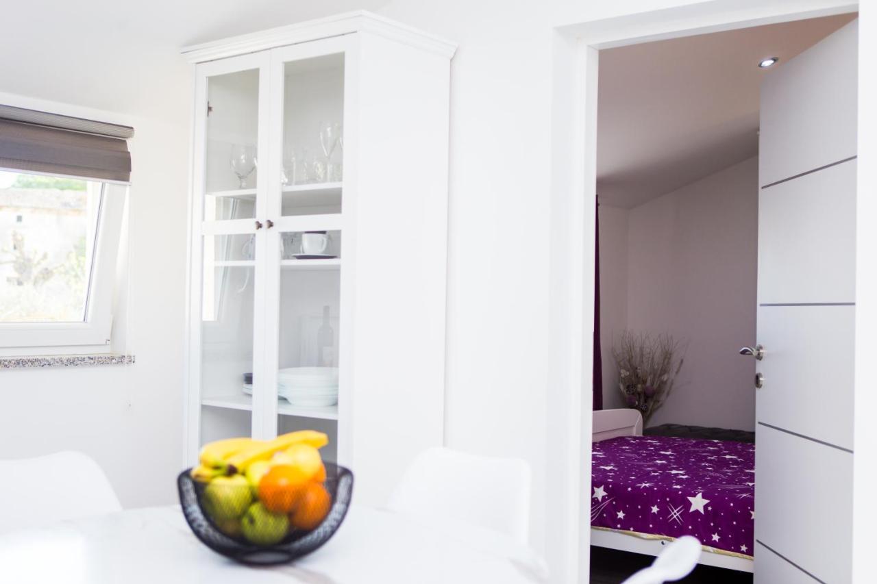 App Sara Apartment กานฟานาร์ ภายนอก รูปภาพ
